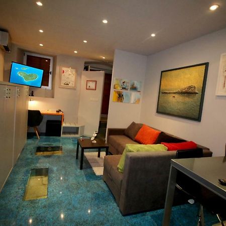 Studio Apartment Art Split Luaran gambar