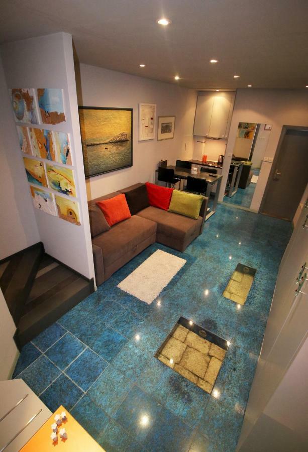 Studio Apartment Art Split Luaran gambar